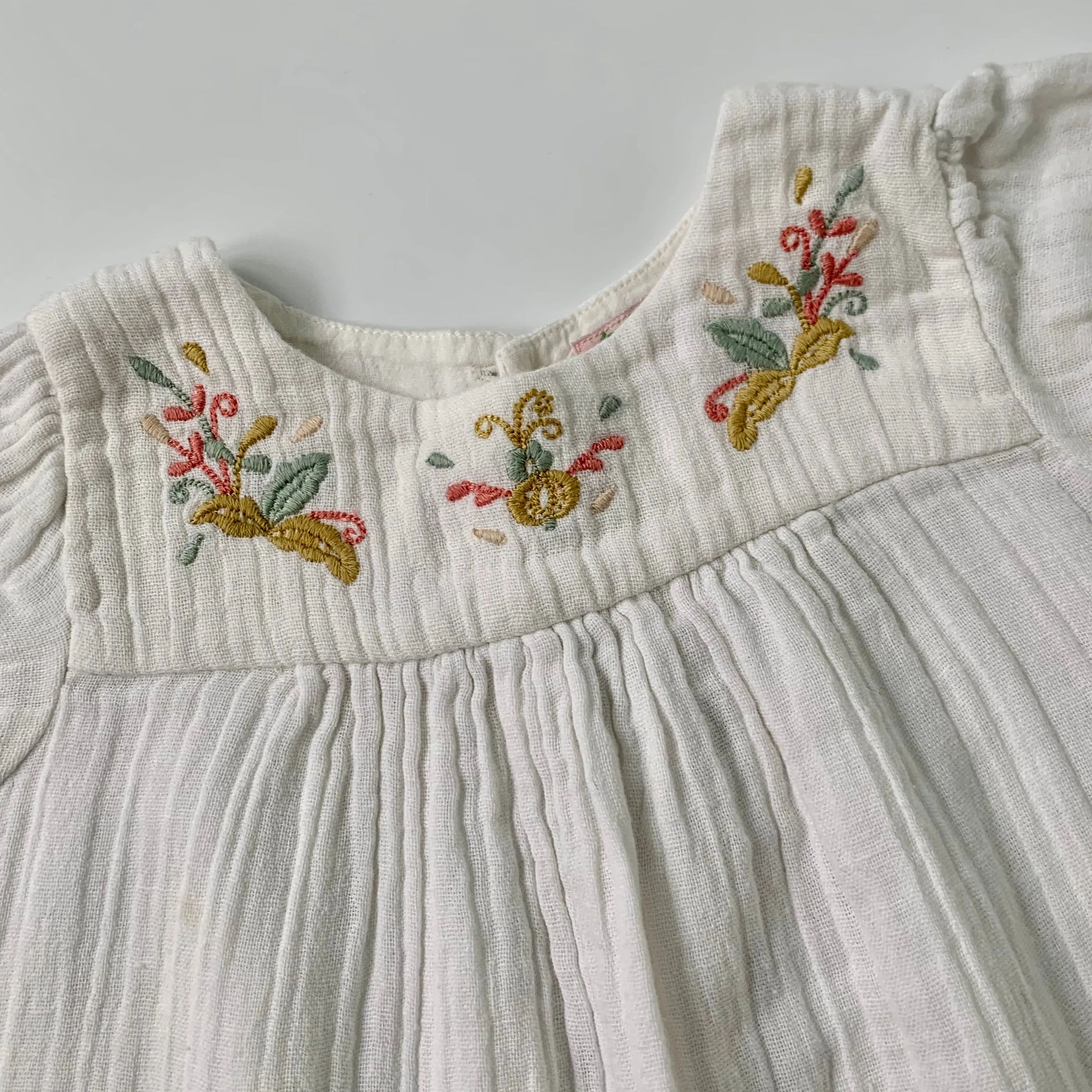 Bonpoint White Embroidered Cheesecloth Blouse for 3-Year-Olds