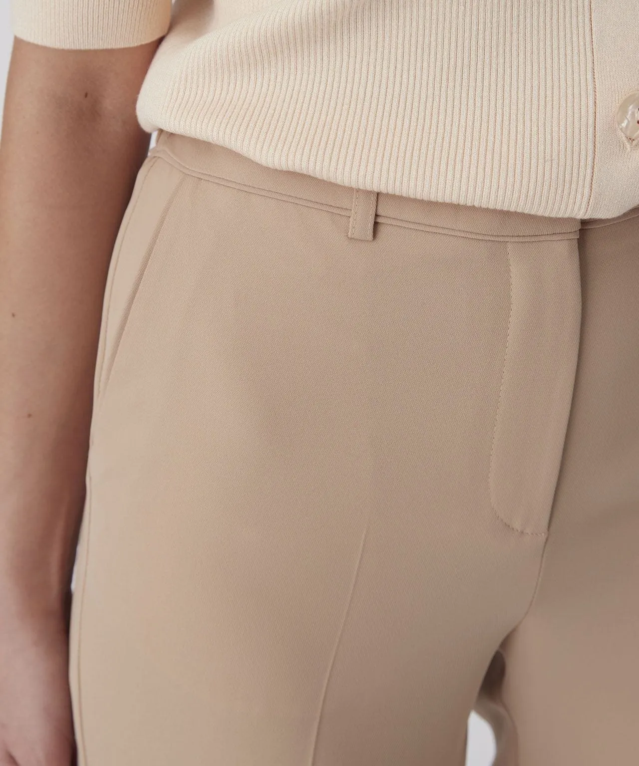 Easy-care Straight-leg Trousers for All Occasions