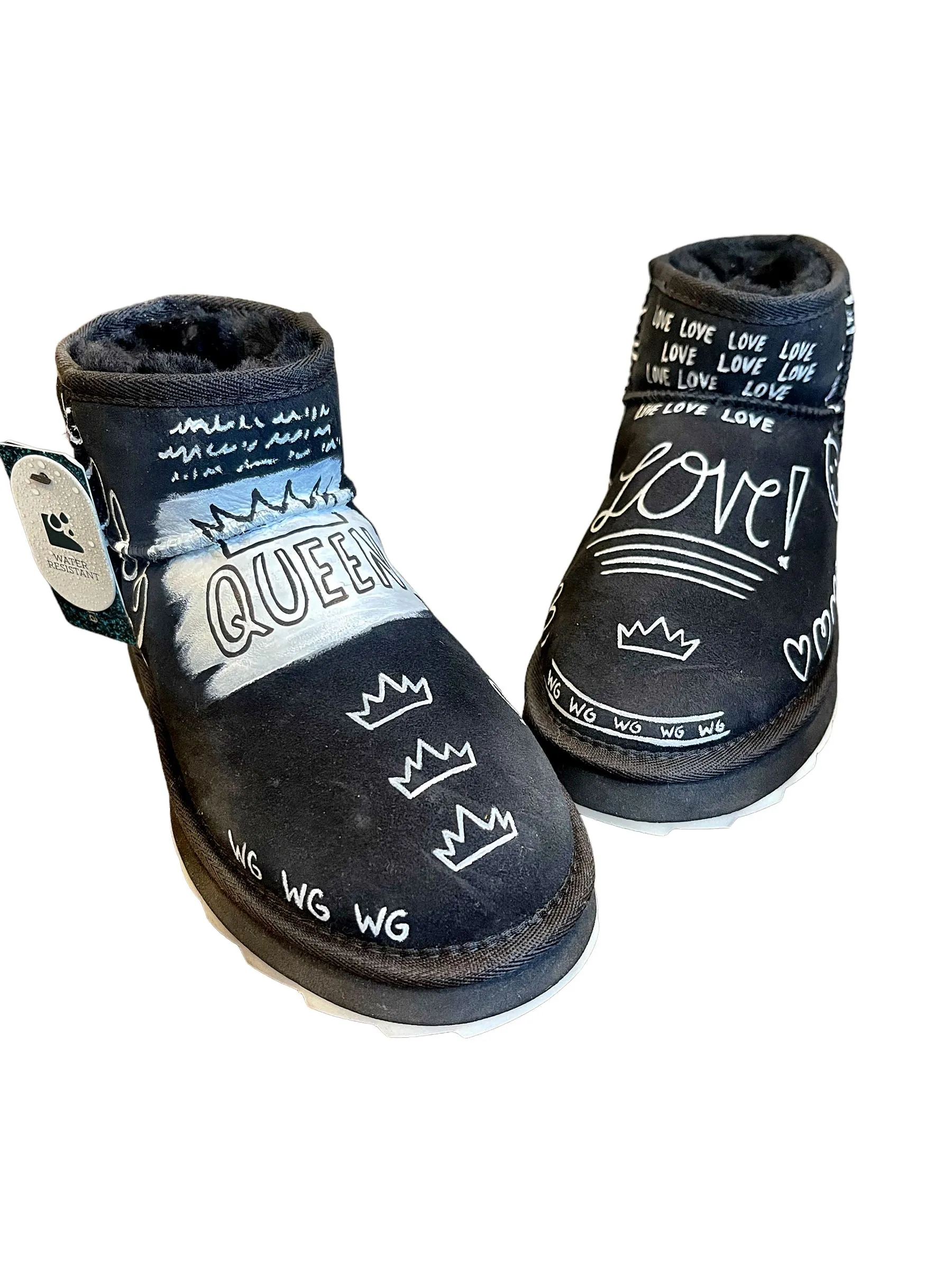 Emu Boots with Graffiti Love Design