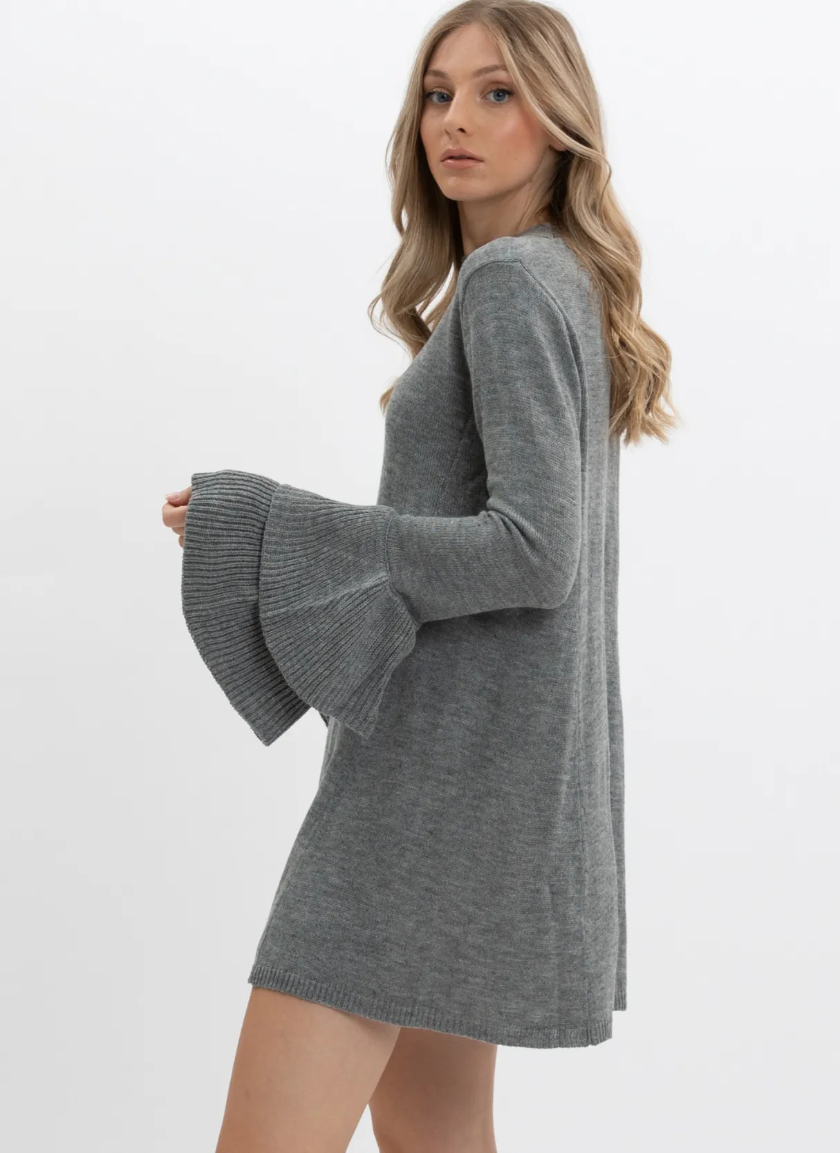 LARISSA Sweater Dress & Robe Pull with Ruffle Sleeve