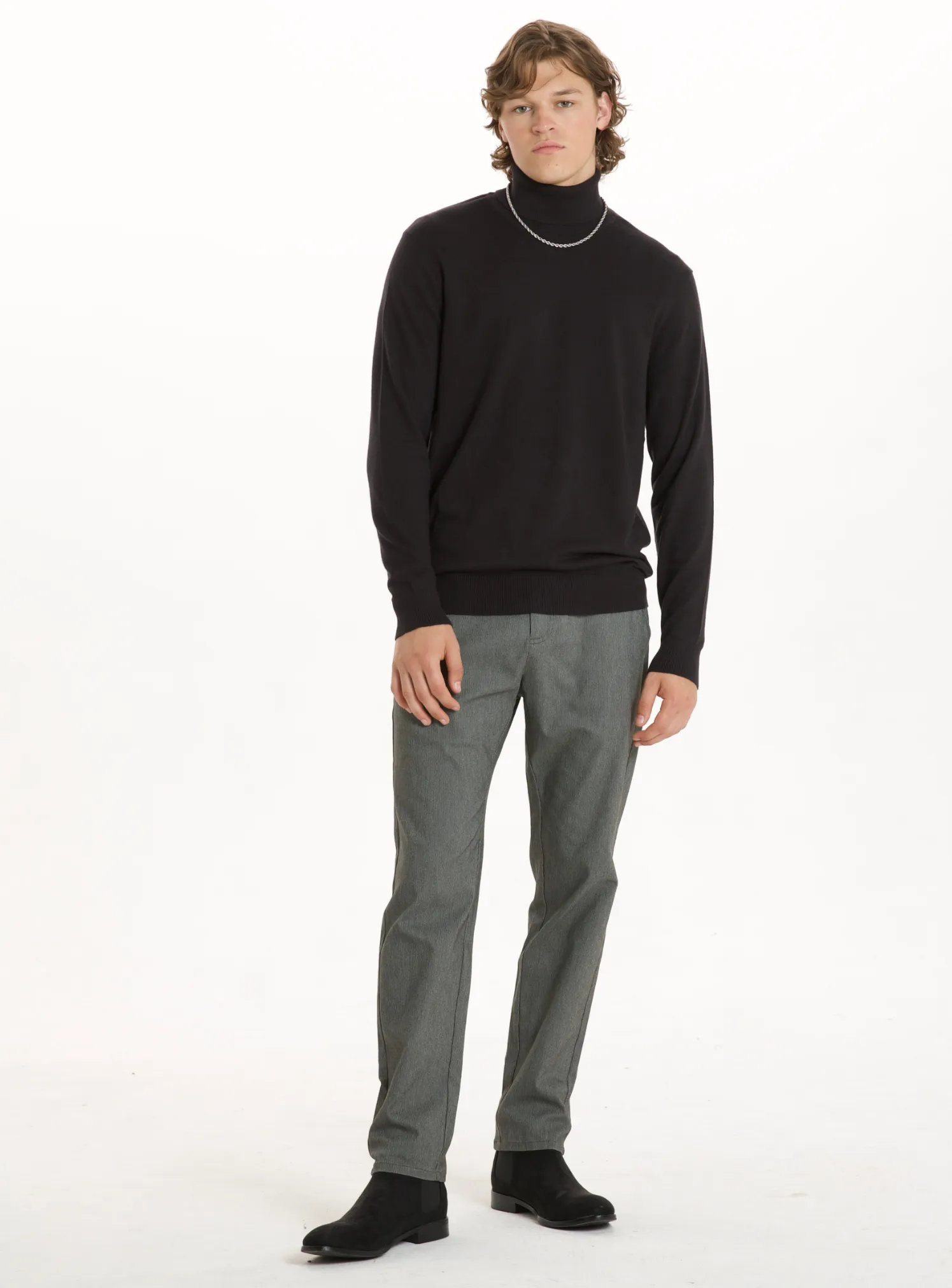 LEVAN Cashmere Turtleneck Sweater - Soft and Stylish!