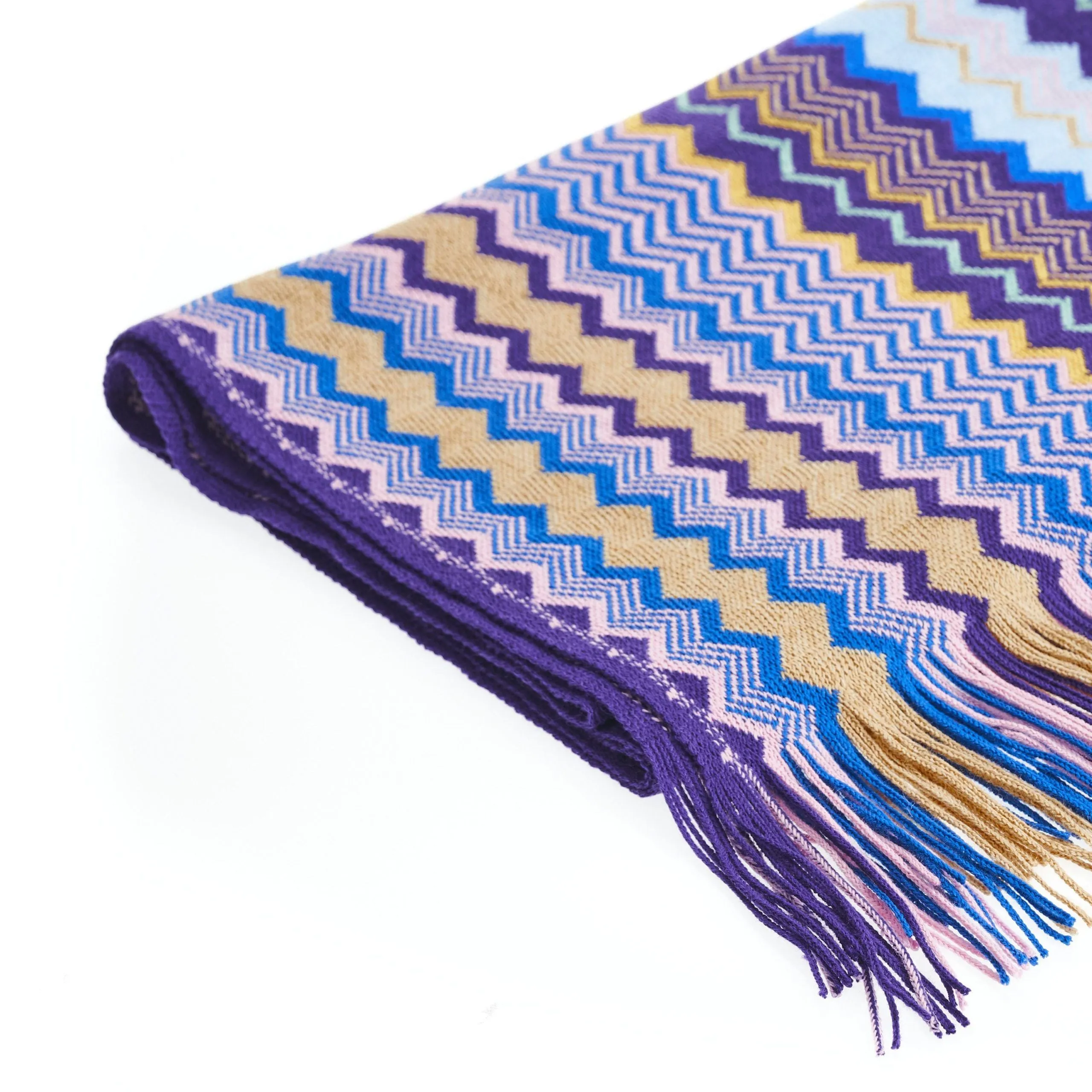 Luxury Scarf with Geometric Fringe Pattern