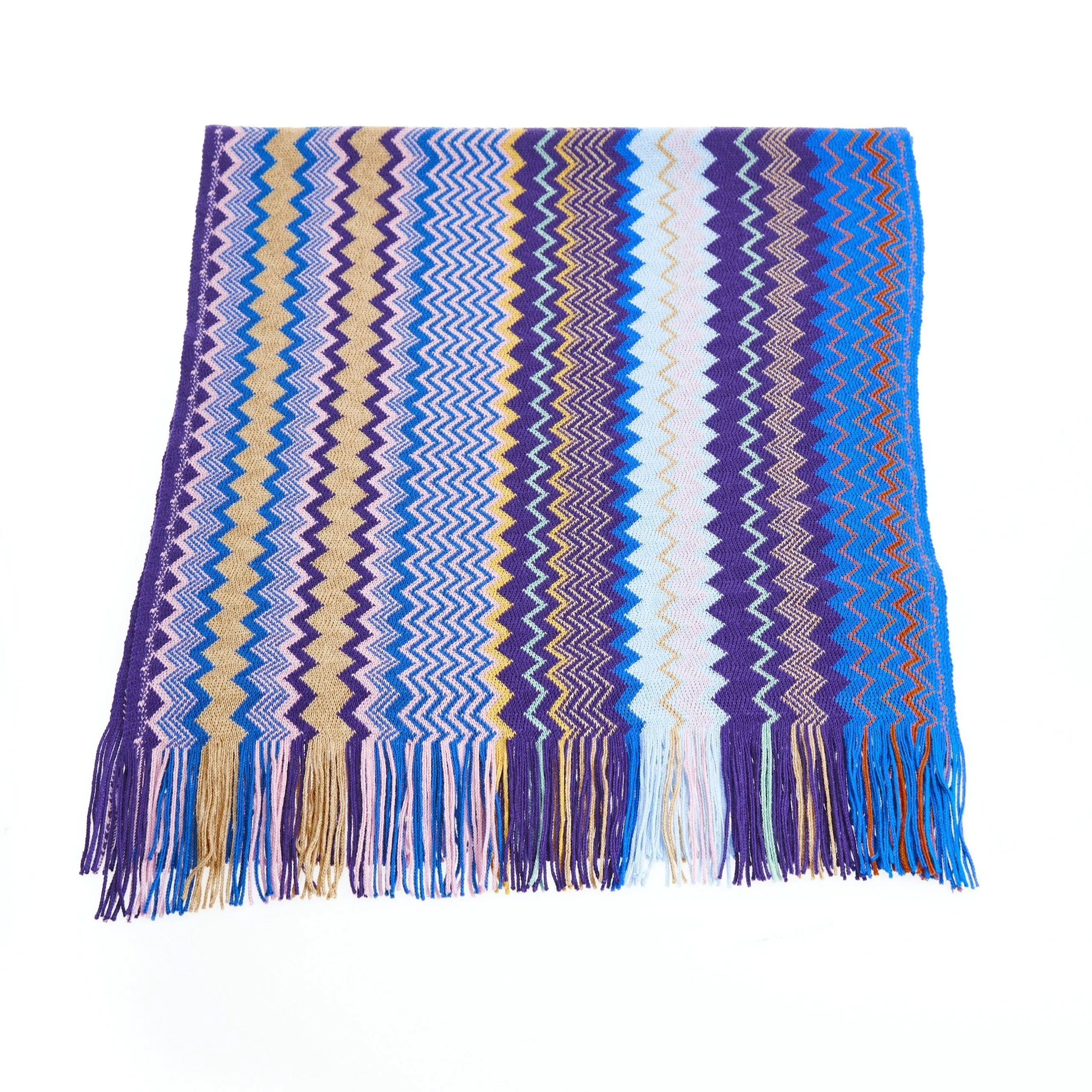 Luxury Scarf with Geometric Fringe Pattern