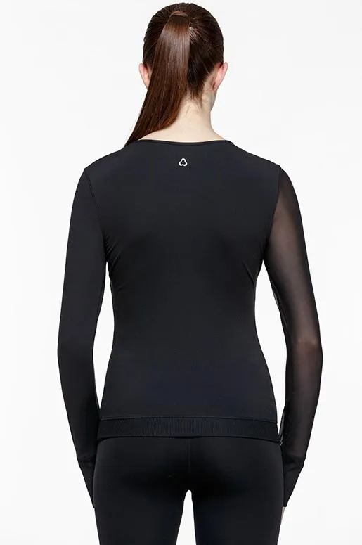 Mono Performance Cut-Out Top.