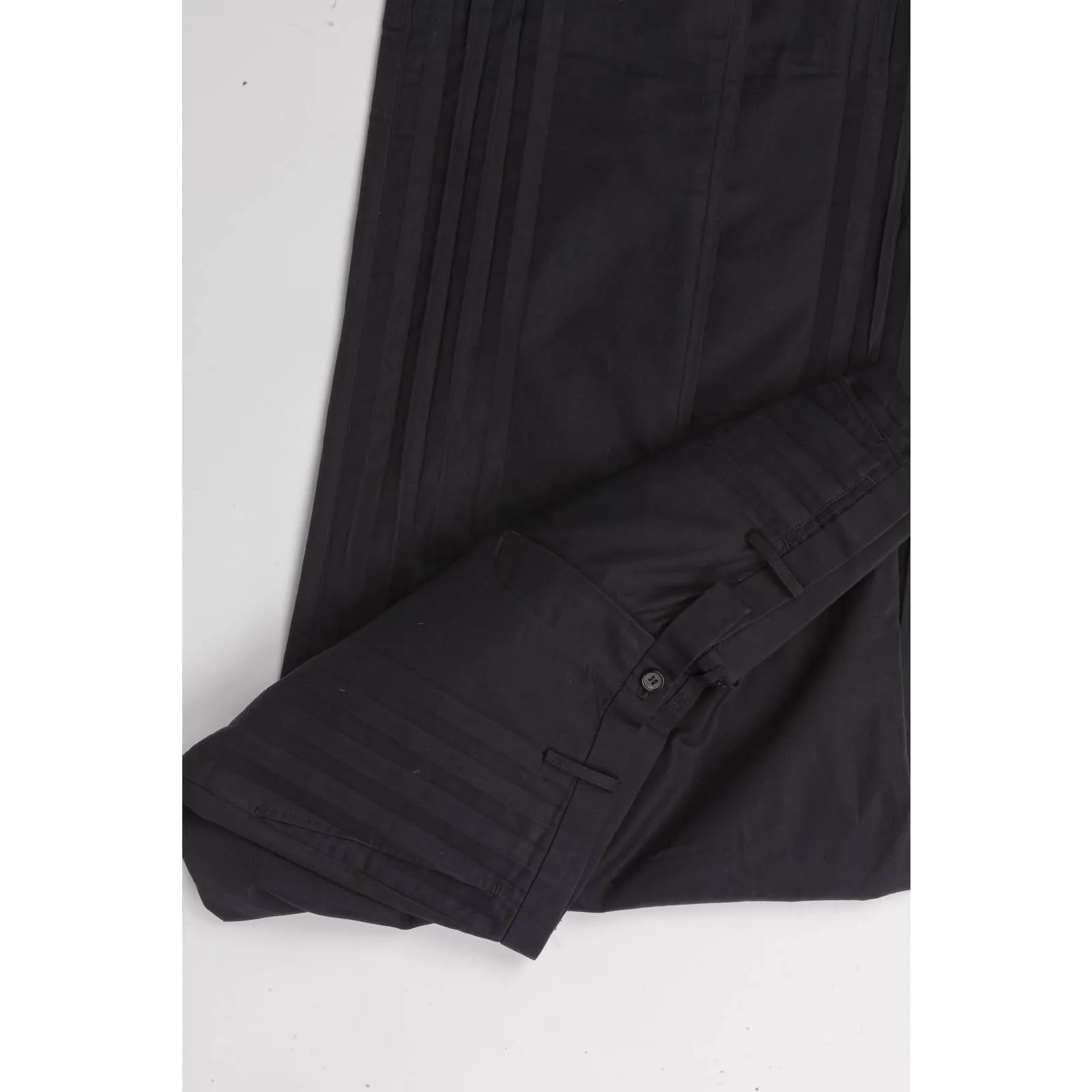 Fashionable Pleated Trousers