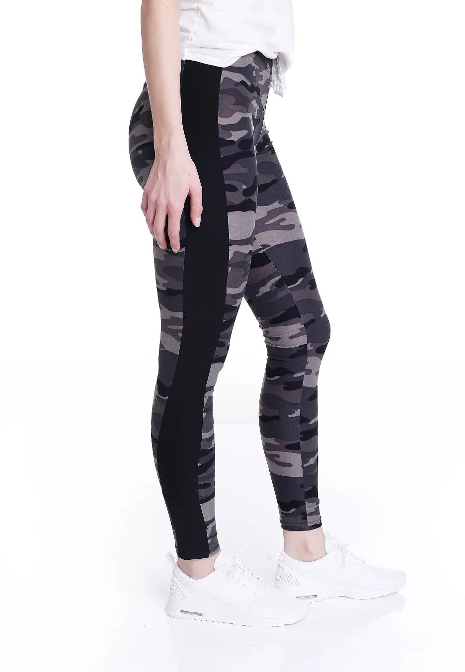 Urban Classics Camo Stripe Darkcamo Black Leggings