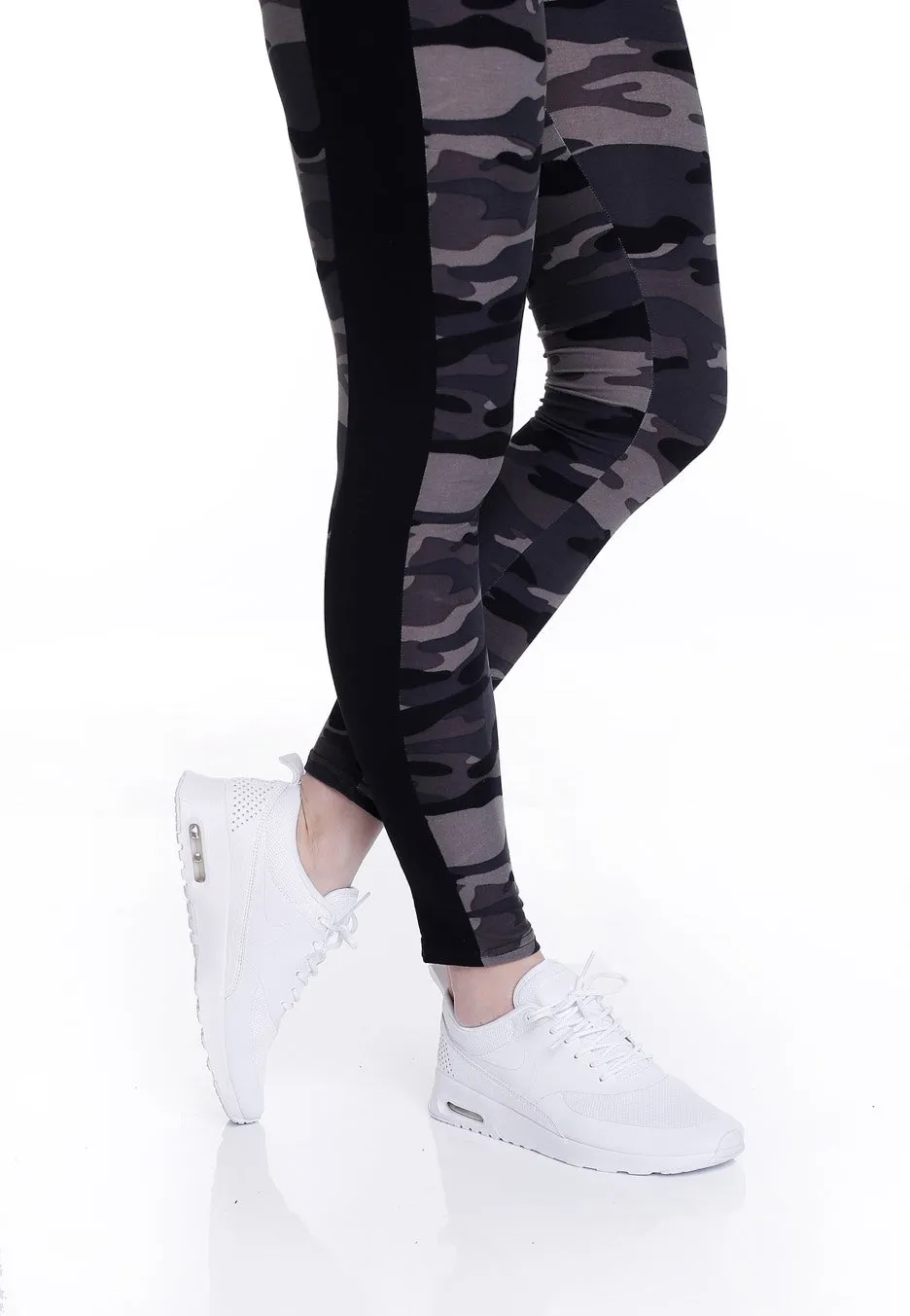 Urban Classics Camo Stripe Darkcamo Black Leggings