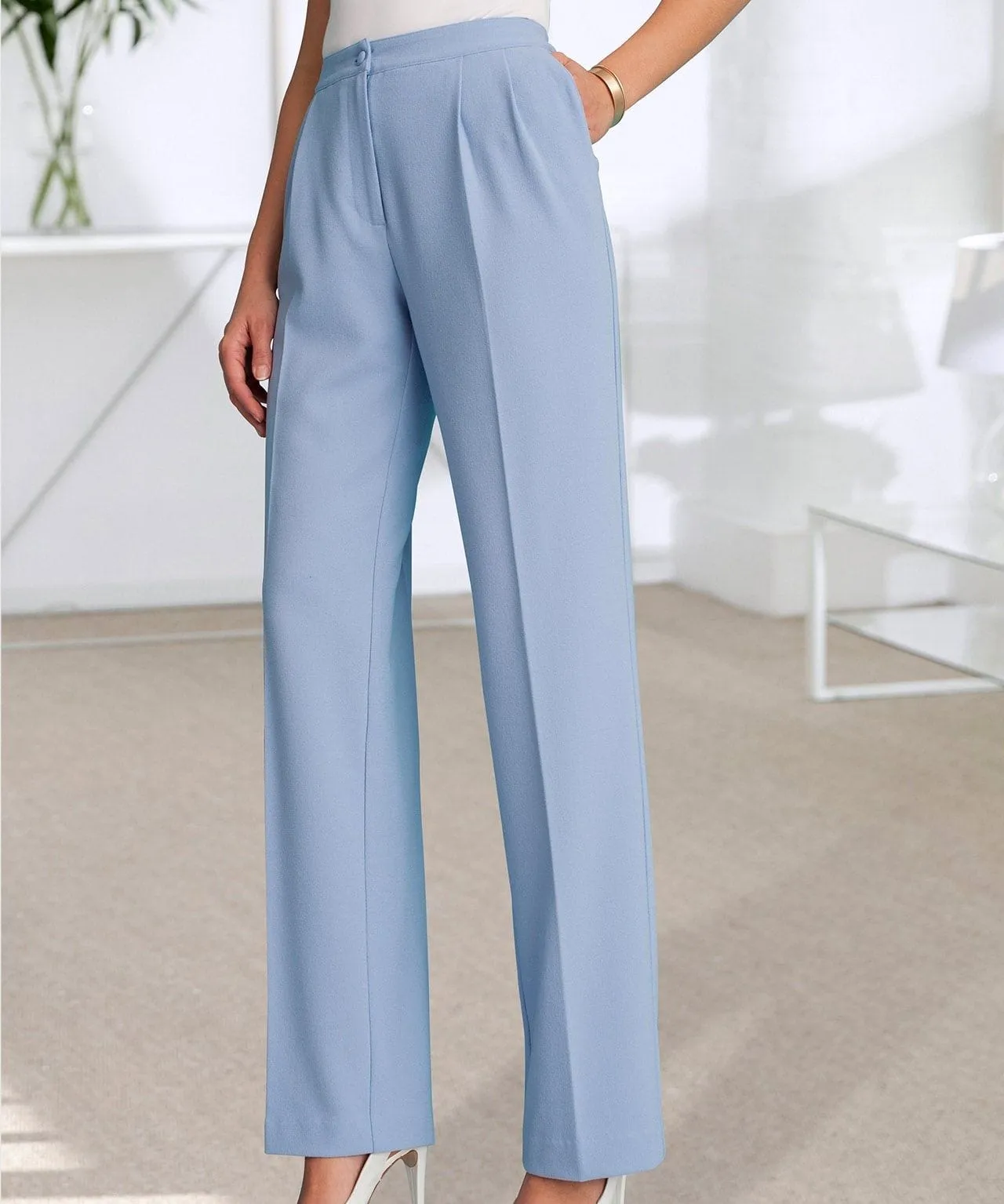 Flowy Wide-Leg Crepe Trousers