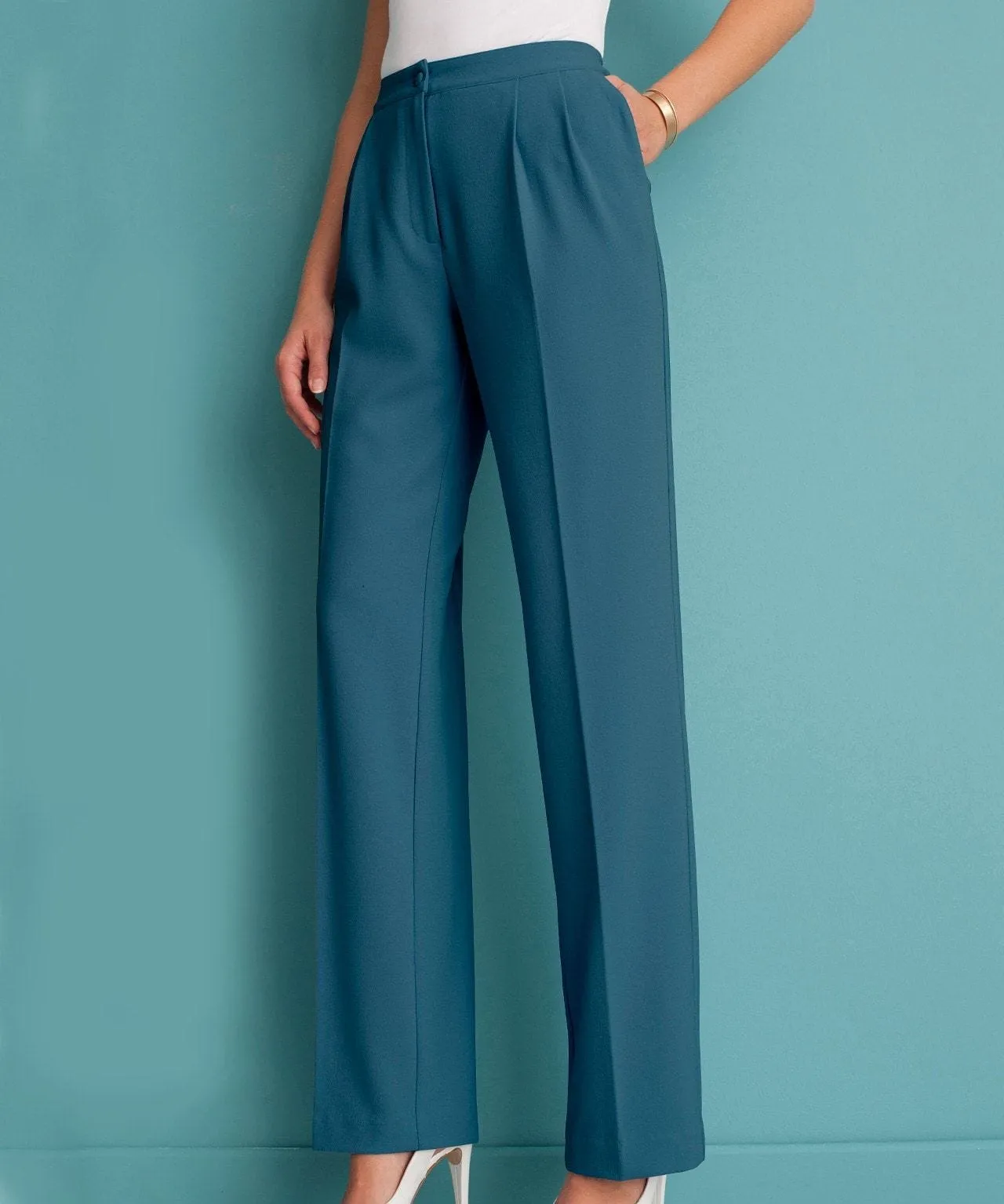 Flowy Wide-Leg Crepe Trousers