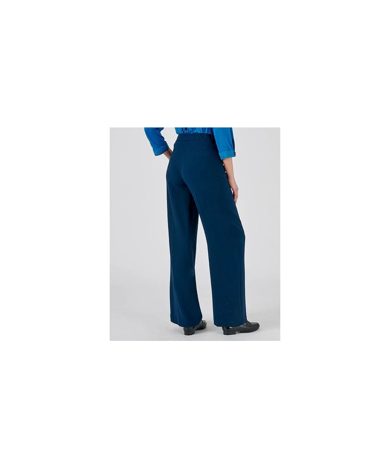 Elegant Wide-Legged Trousers