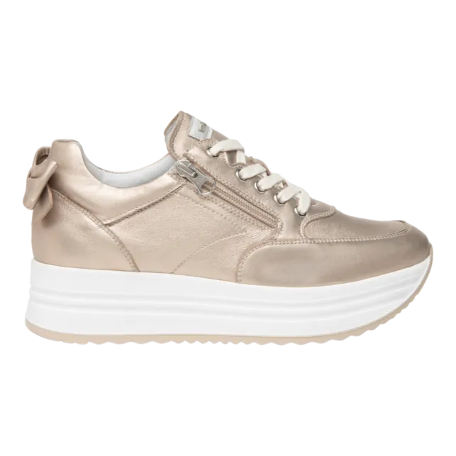 Women's Saturn Sneakers - Code: E409810D